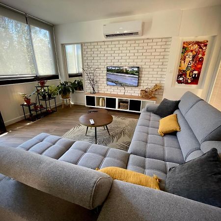 Tres Bel Appartement Central, Au Calme Avec Balneo Perpignan Bagian luar foto