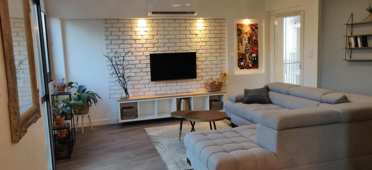 Tres Bel Appartement Central, Au Calme Avec Balneo Perpignan Bagian luar foto