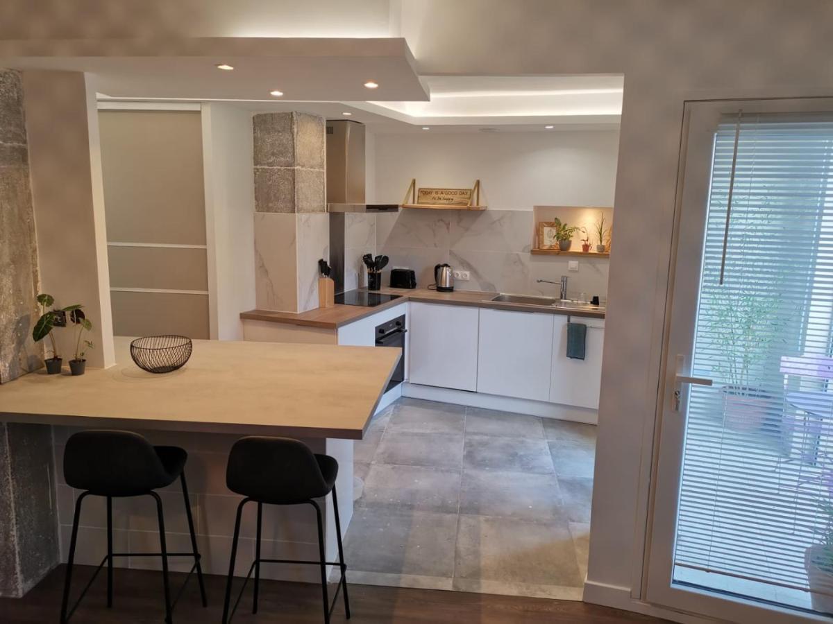 Tres Bel Appartement Central, Au Calme Avec Balneo Perpignan Bagian luar foto